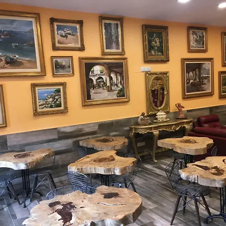 乡村民宿 Museum 索斯-德尔雷卡托利科